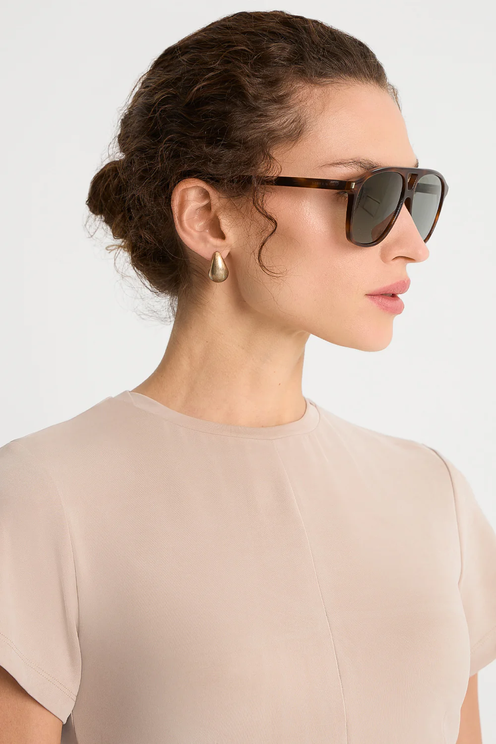 T-shirt Miss Dainty Beige - Image 4