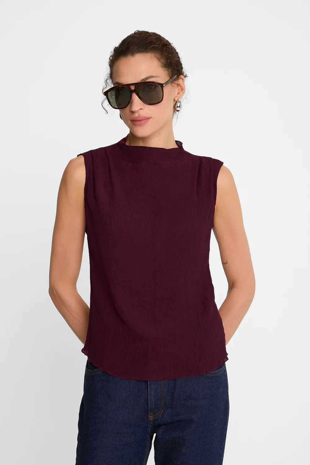 Top Miss Pleated Burgundy - Image 2